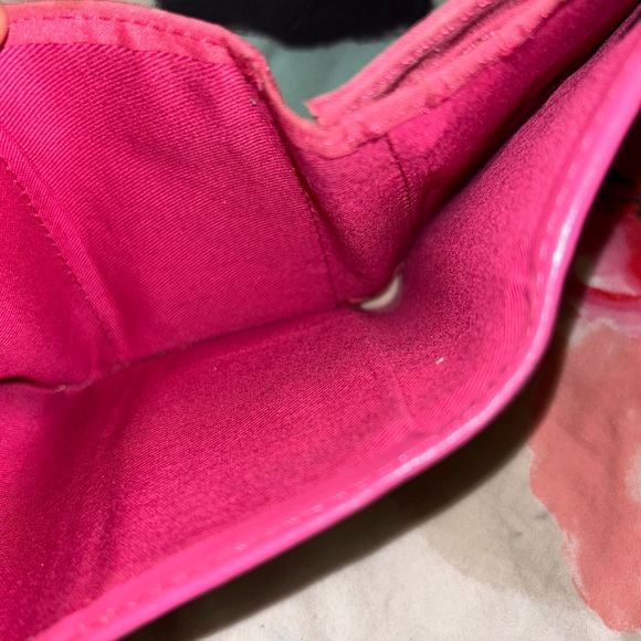 Heart Fossil Wallet - Picture 3 of 5